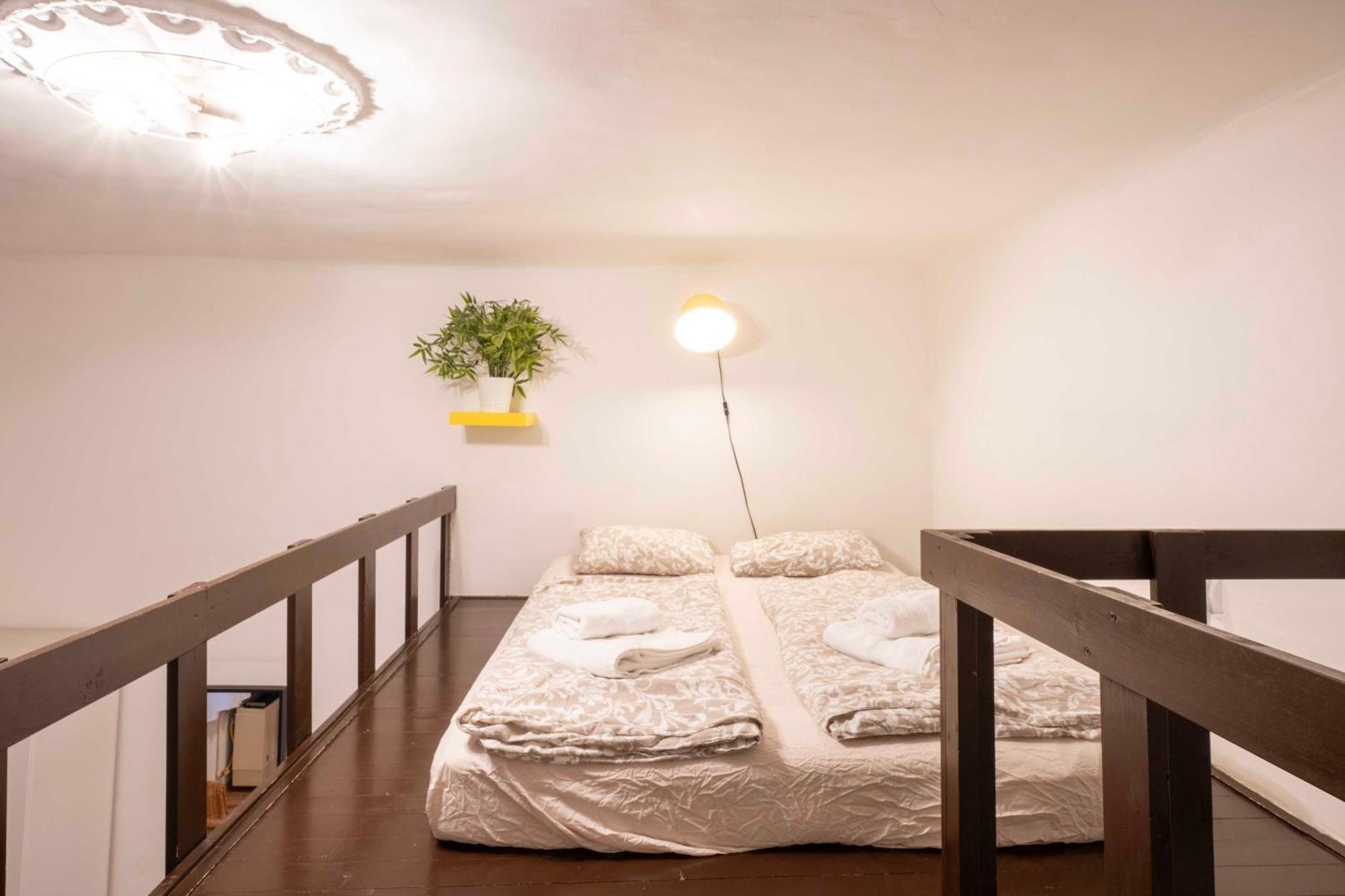 Quiet Cozy In Party Street E1 Appartement